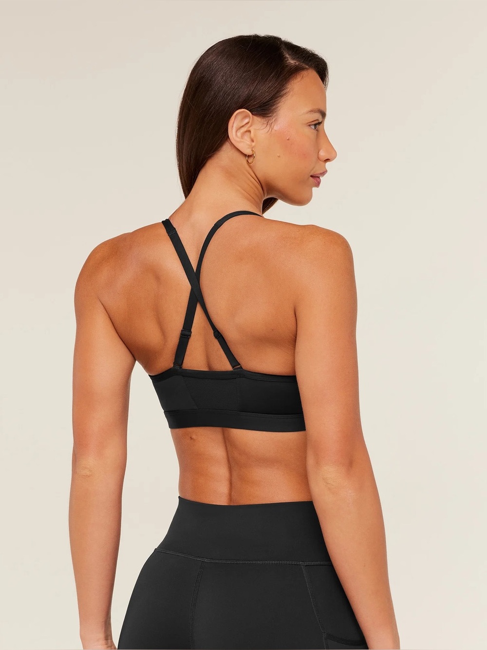 Gymshark Ruched Sports Bra - Picture 4 of 8